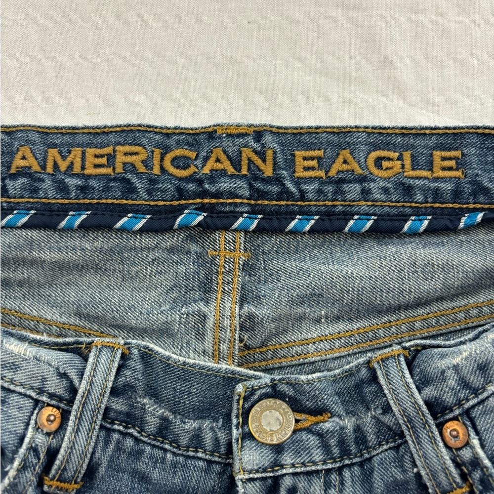 American Eagle Mens 31/30 Relaxed Straight Leg Jeans Medium Wash Blue De… - Picture 13 of 16